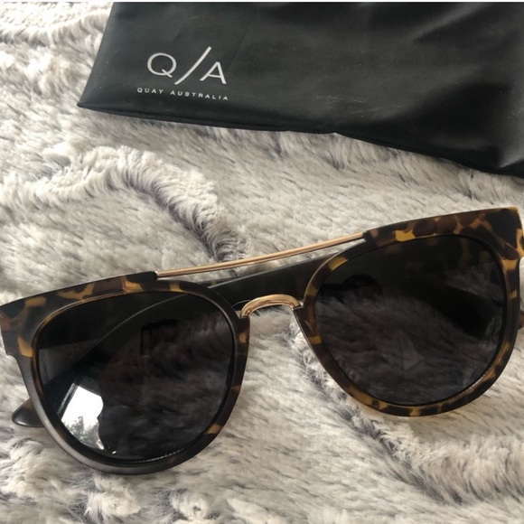 Quay Australia Accessories - Quay Sunglasses EUC